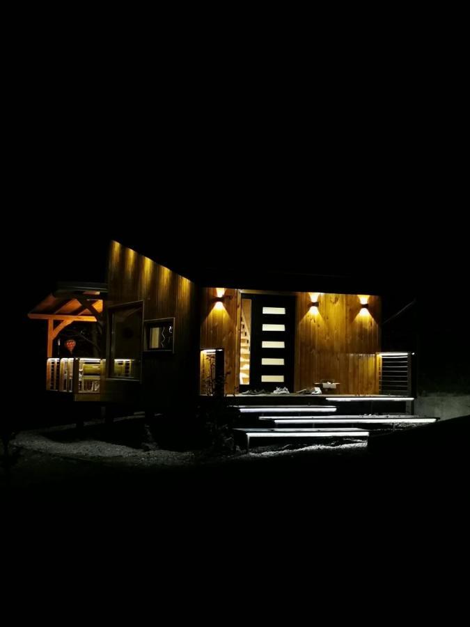 Moodysun Studio, Remote Tiny Home Comarnic Dış mekan fotoğraf