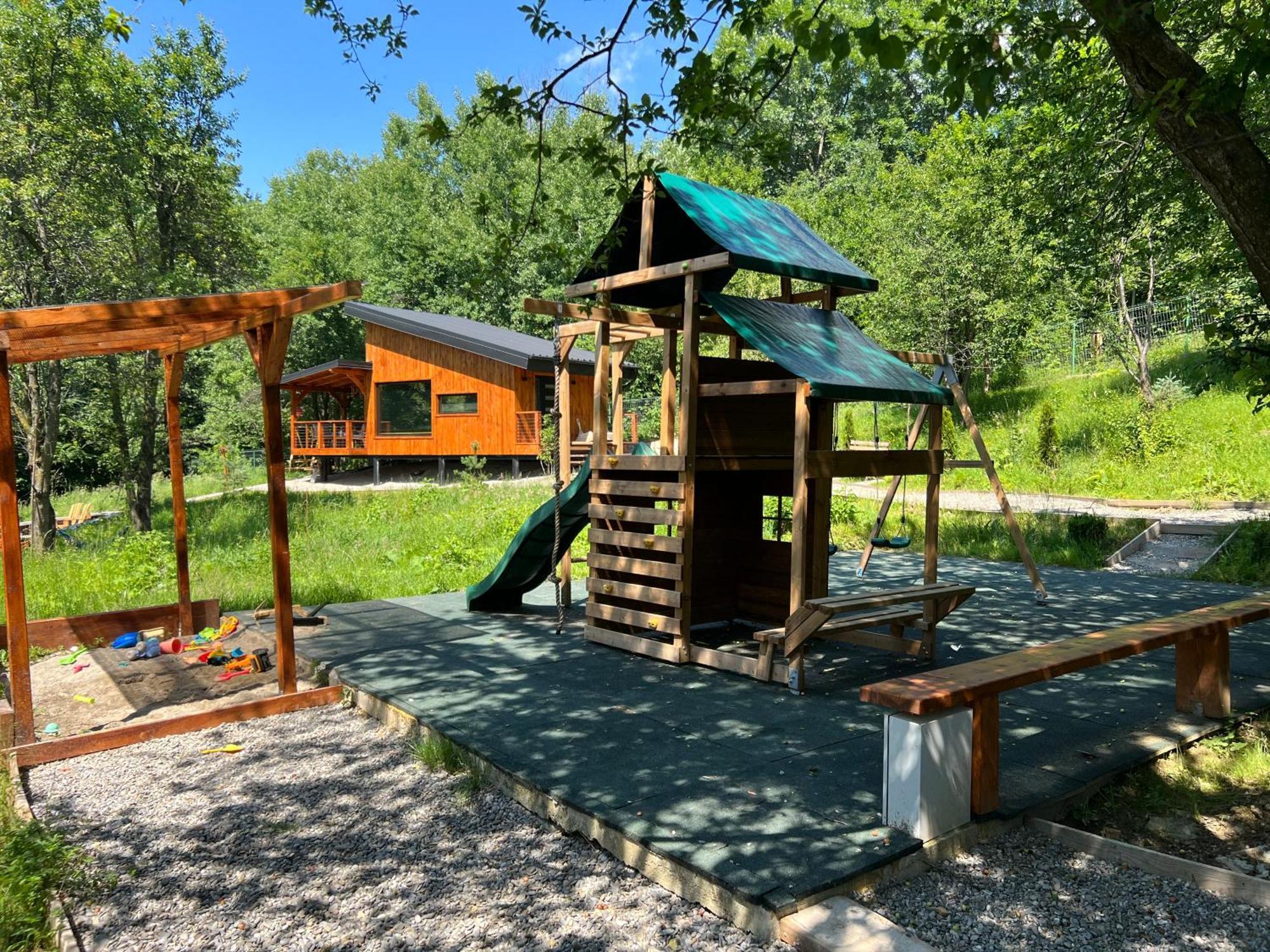 Moodysun Studio, Remote Tiny Home Comarnic Dış mekan fotoğraf
